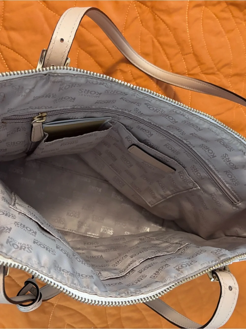 Michael Kors leather logo michael